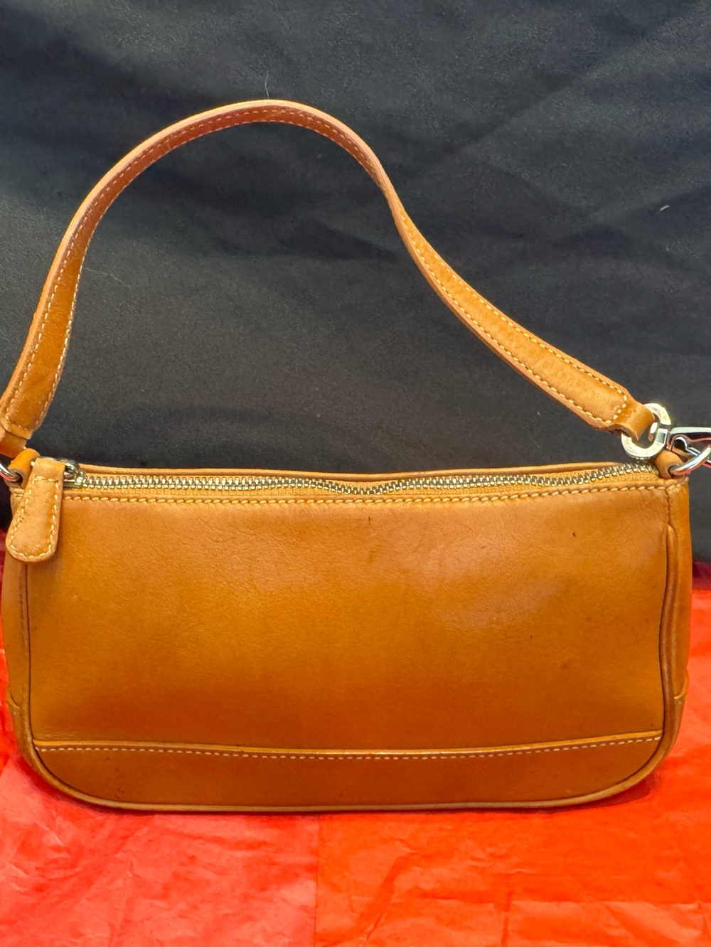 Coach 7785 Hampton